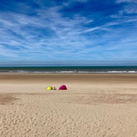 luxestudio - zeezicht - groot terras - zwembad Oostende Buitenkant foto
