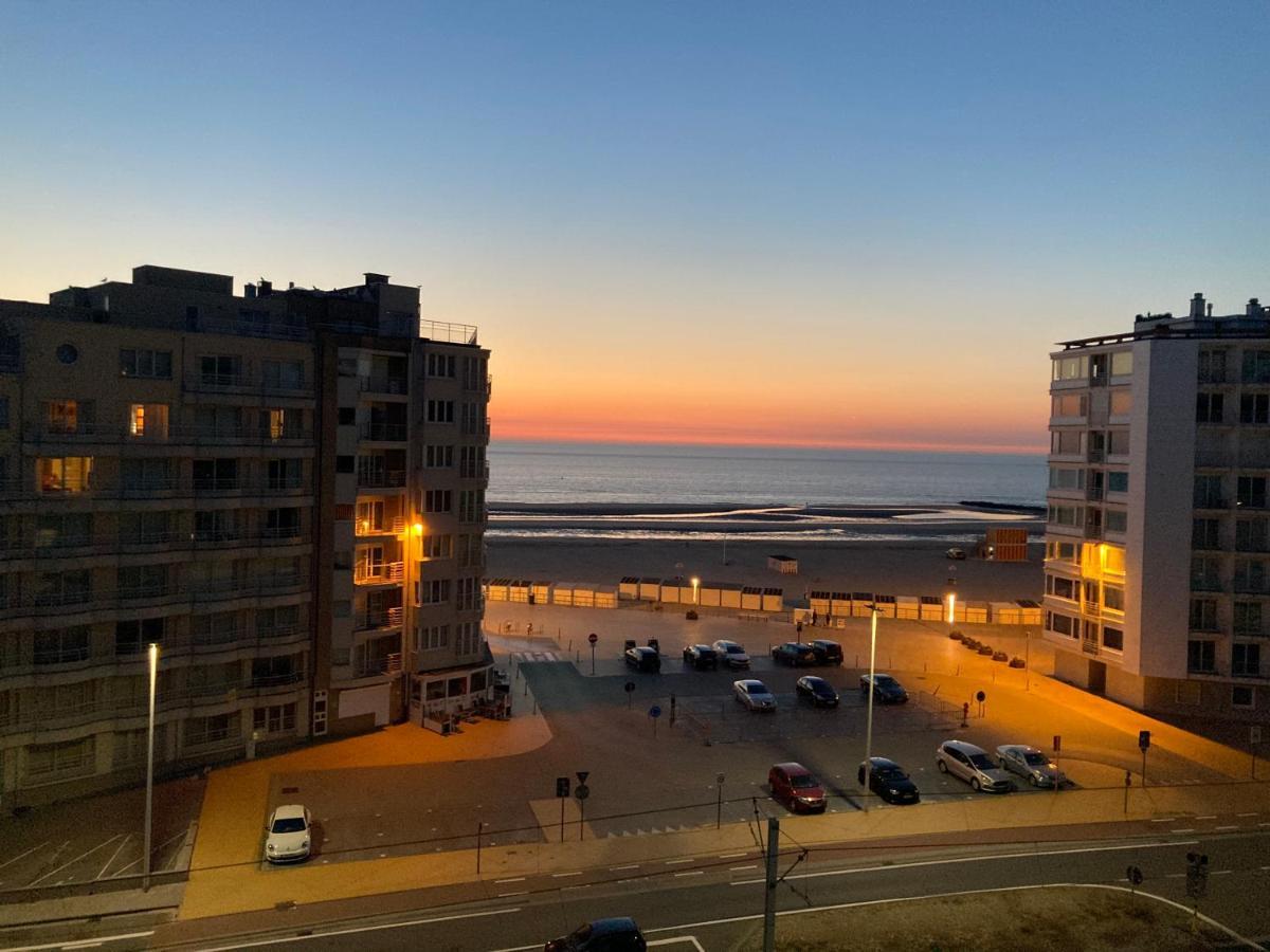 luxestudio - zeezicht - groot terras - zwembad Oostende Buitenkant foto