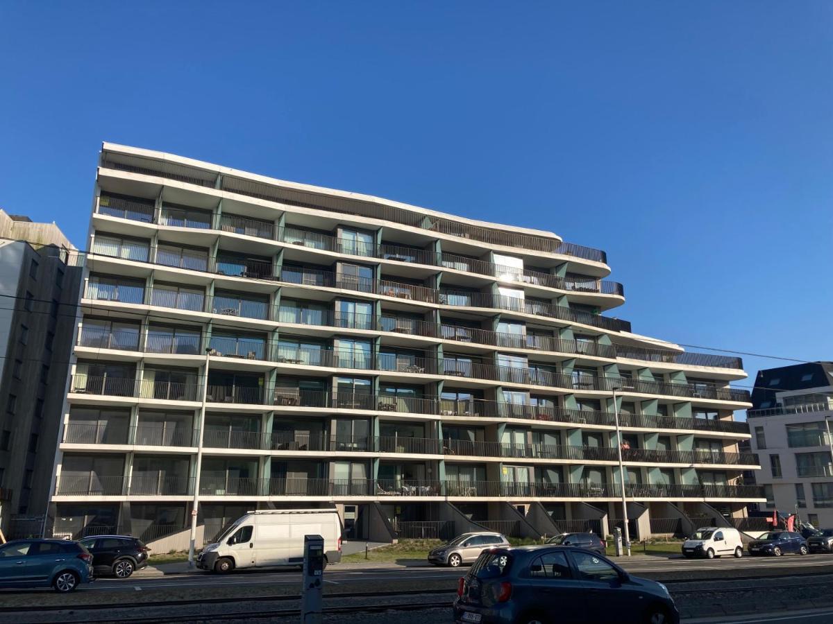 luxestudio - zeezicht - groot terras - zwembad Oostende Buitenkant foto